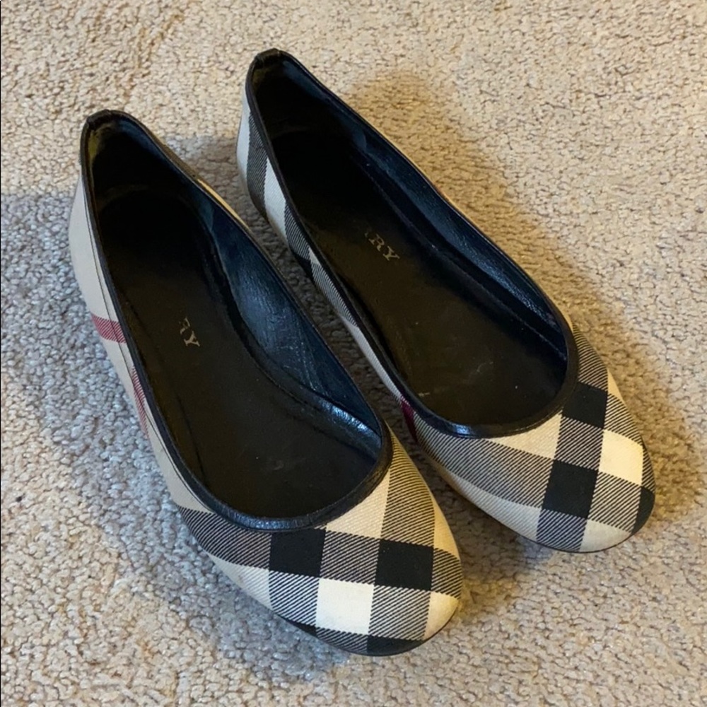 Burberry Ballet Flats - Size 7